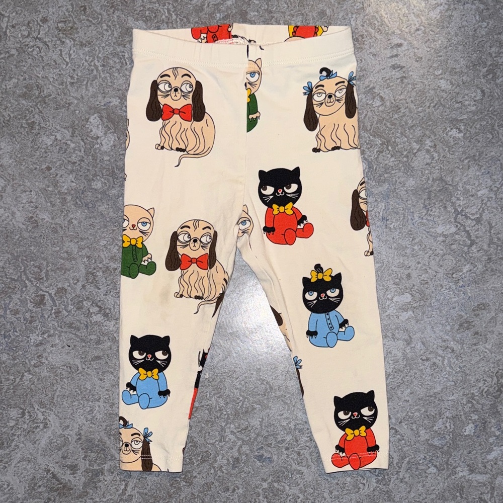Mini Rodini Cream Leggings with Dog and Cat Print